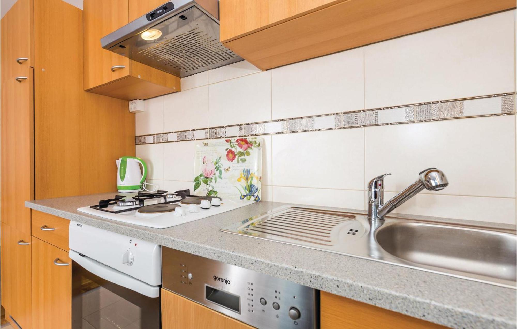 Stunning Apartment In มอชเชนิชกา ดรากา ภายนอก รูปภาพ